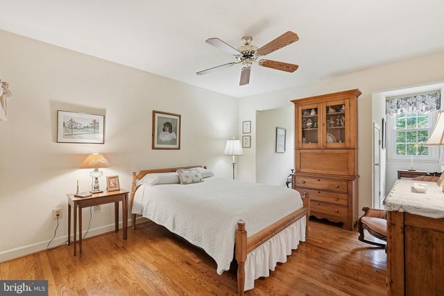 7115 CHESTERFIELD DR, Warrenton, VA 20187