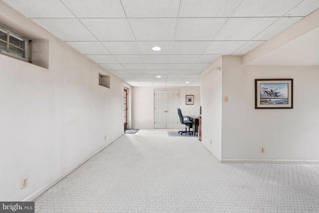 7115 CHESTERFIELD DR, Warrenton, VA 20187