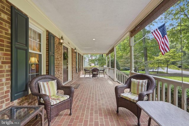7115 CHESTERFIELD DR, Warrenton, VA 20187