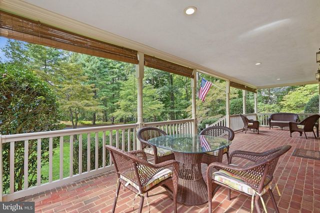 7115 CHESTERFIELD DR, Warrenton, VA 20187