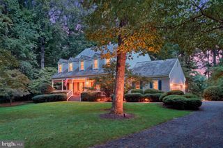 7115 CHESTERFIELD DR, Warrenton, VA 20187