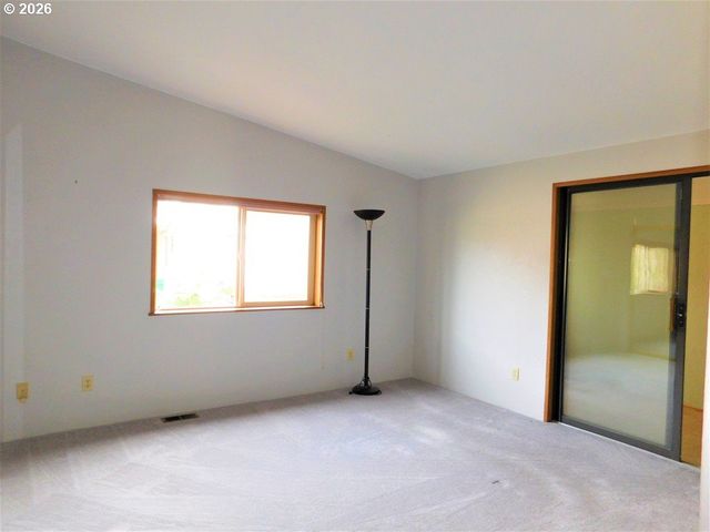 85623 BRADBURY Ln, Eugene, OR 97405