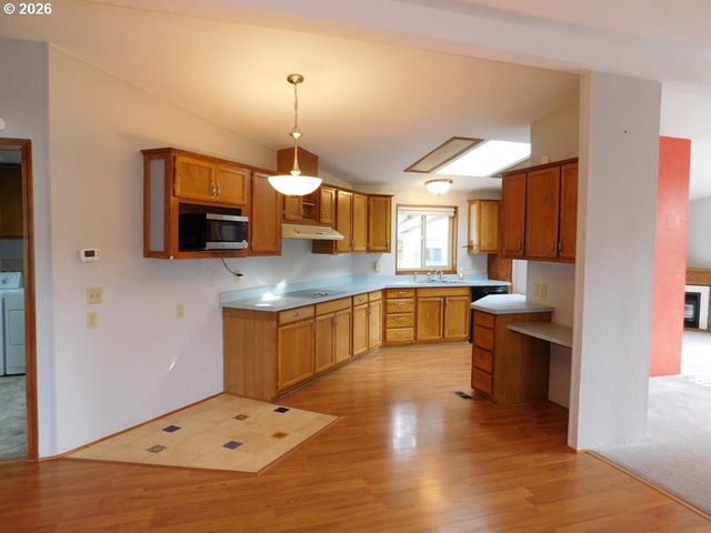 85623 BRADBURY Ln, Eugene, OR 97405