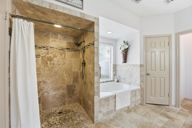 5615 Lone Cedar Drive, Kingwood, TX 77345