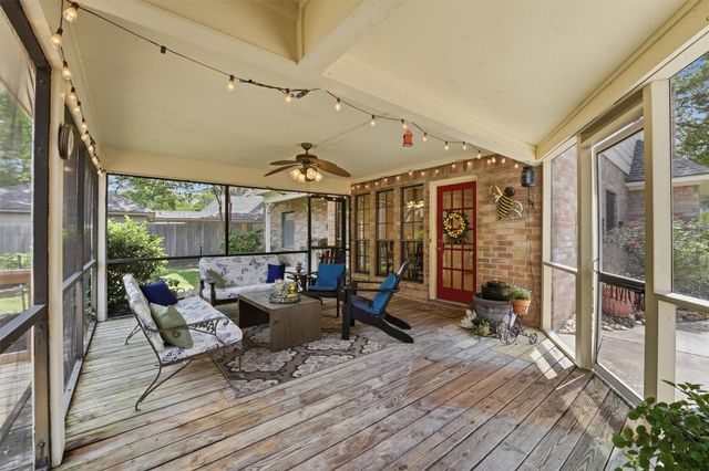 5615 Lone Cedar Drive, Kingwood, TX 77345