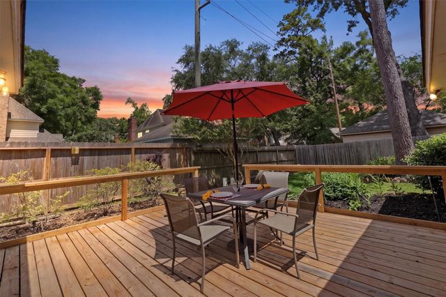 5615 Lone Cedar Drive, Kingwood, TX 77345