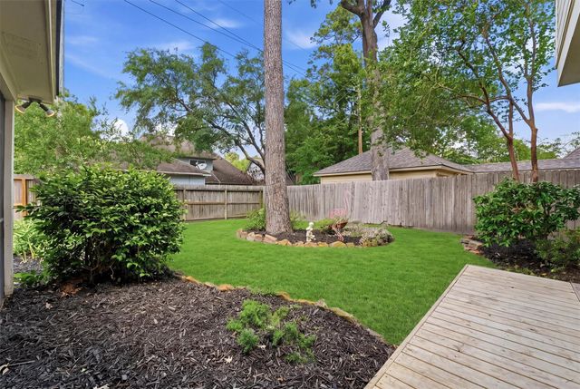 5615 Lone Cedar Drive, Kingwood, TX 77345