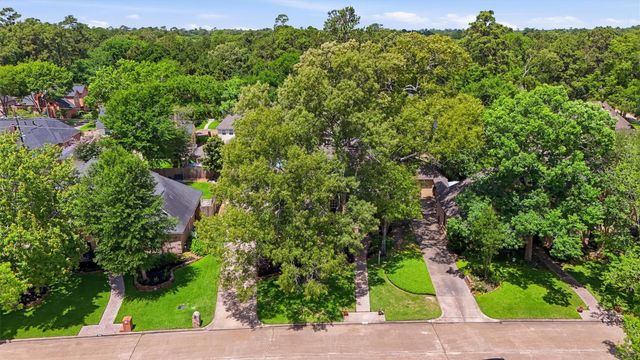5615 Lone Cedar Drive, Kingwood, TX 77345
