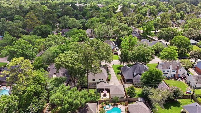 5615 Lone Cedar Drive, Kingwood, TX 77345