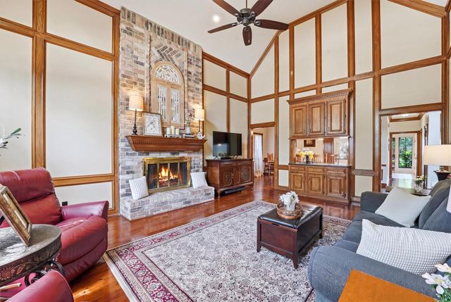 5615 Lone Cedar Drive, Kingwood, TX 77345