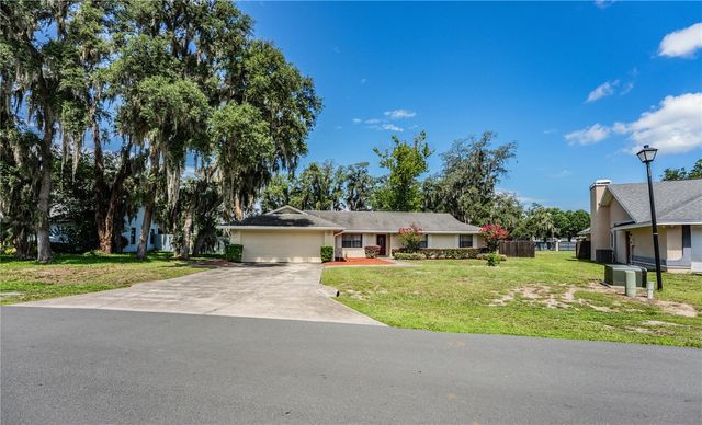 7716 NATURE TRAIL, Lakeland, FL 33809