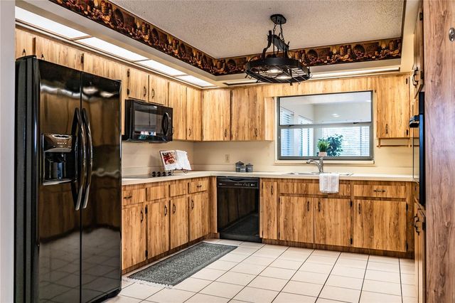 7716 NATURE TRAIL, Lakeland, FL 33809