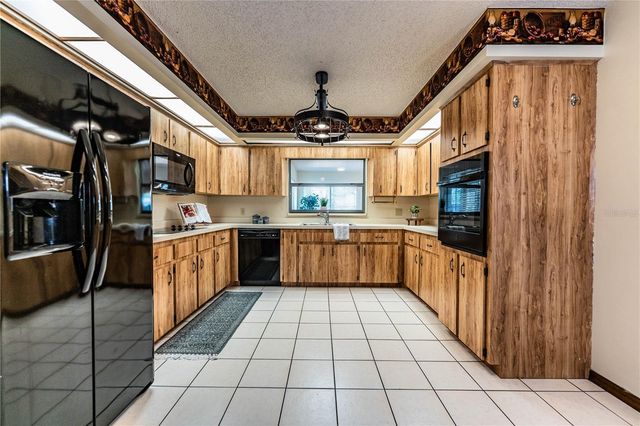 7716 NATURE TRAIL, Lakeland, FL 33809