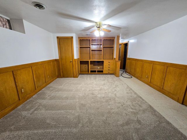 1591 Old Hudson Road, Saint Paul, MN 55106