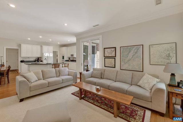 3225 PRESTWICK PL, Keswick, VA 22947