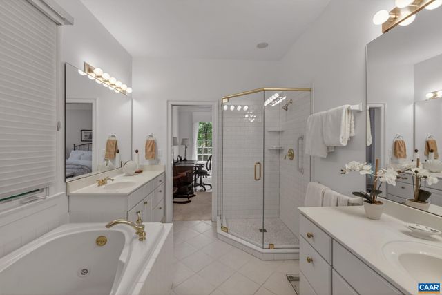 3225 PRESTWICK PL, Keswick, VA 22947