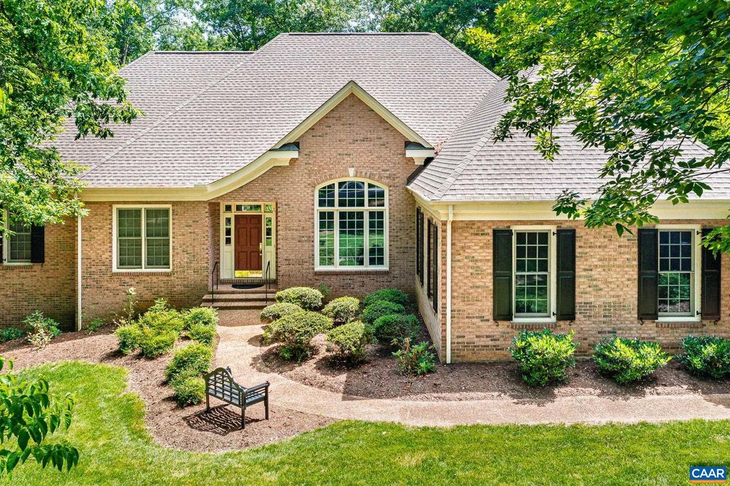 3225 PRESTWICK PL, Keswick, VA 22947