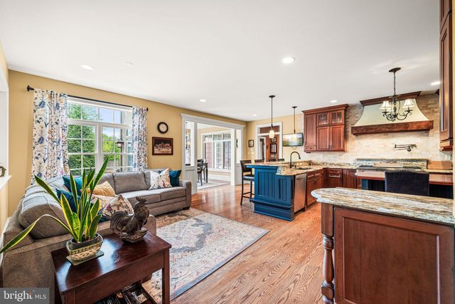 1548 MORSTEIN RD, Malvern, PA 19355