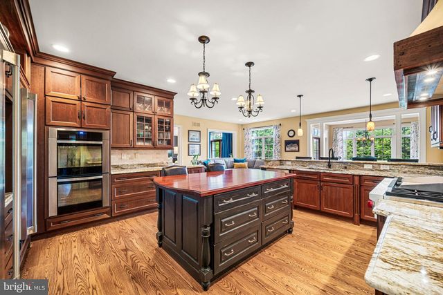 1548 MORSTEIN RD, Malvern, PA 19355