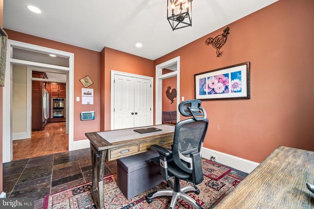 1548 MORSTEIN RD, Malvern, PA 19355