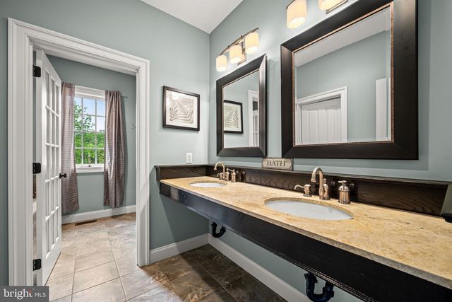 1548 MORSTEIN RD, Malvern, PA 19355