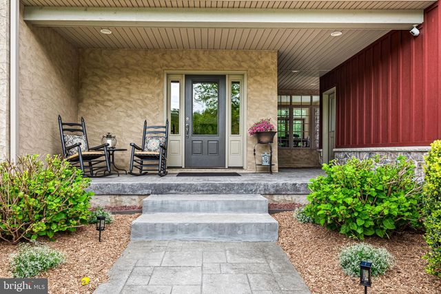 1548 MORSTEIN RD, Malvern, PA 19355