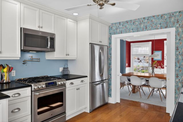 9 Beachway Road, East Sandwich, MA 02537