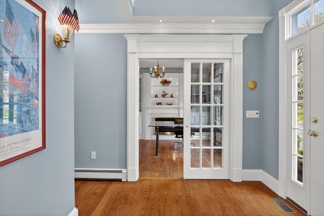 9 Beachway Road, East Sandwich, MA 02537