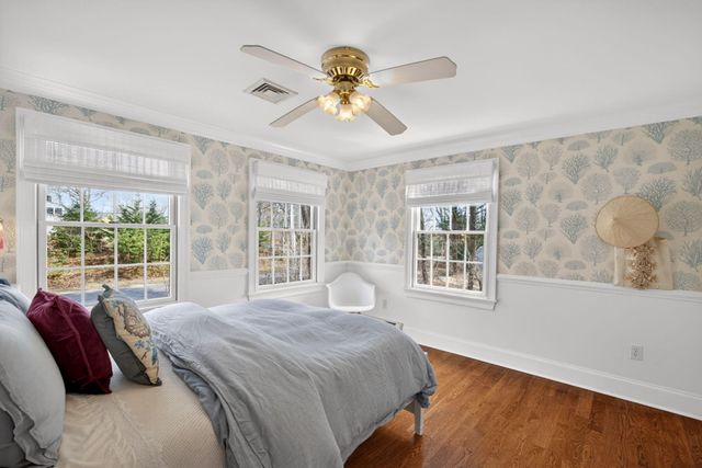 9 Beachway Road, East Sandwich, MA 02537