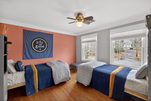 9 Beachway Road, East Sandwich, MA 02537