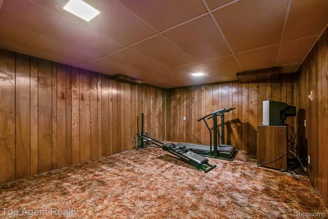 24755 Meadow Lane, Harrison Charter Township, MI 48045