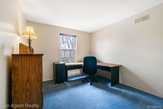 24755 Meadow Lane, Harrison Charter Township, MI 48045