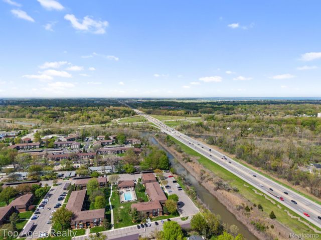 24755 Meadow Lane, Harrison Charter Township, MI 48045