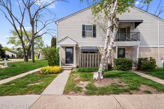 24755 Meadow Lane, Harrison Charter Township, MI 48045