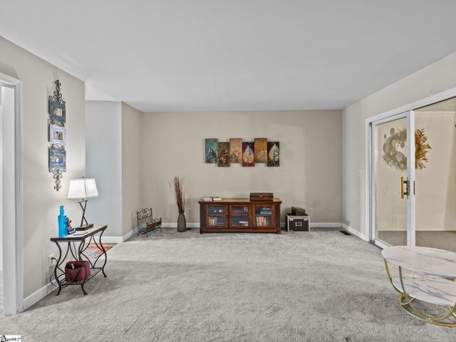 5 Hillington Place, Greer, SC 29651