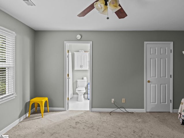 5 Hillington Place, Greer, SC 29651