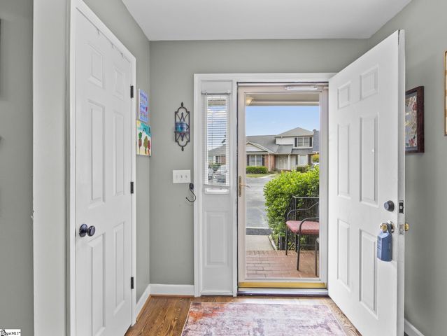 5 Hillington Place, Greer, SC 29651