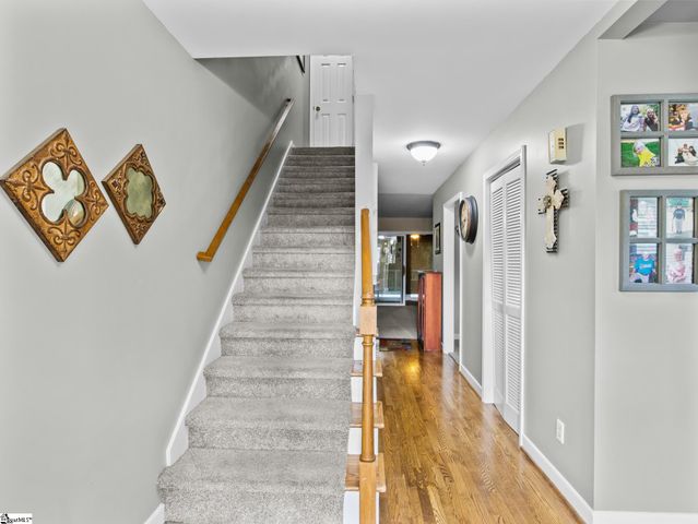 5 Hillington Place, Greer, SC 29651