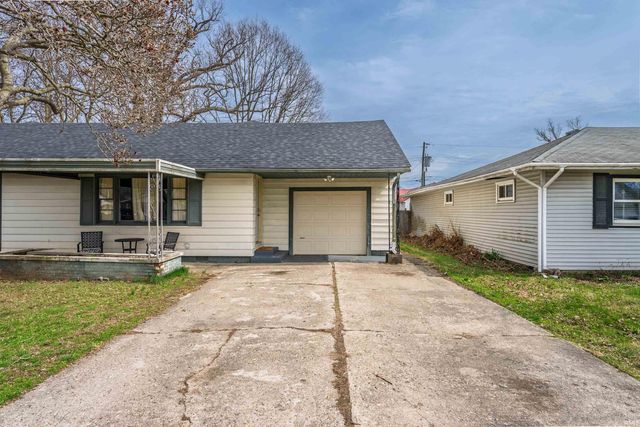 2500 N Rosewood Avenue, Muncie, IN 47304