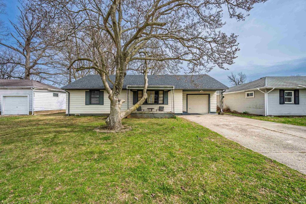 2500 N Rosewood Avenue, Muncie, IN 47304