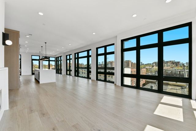 14 Green Street PHA, Brookline, MA 02446