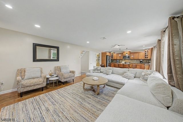 631 Oak Ave, Saddle Brook Twp., NJ 07663