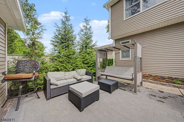 631 Oak Ave, Saddle Brook Twp., NJ 07663