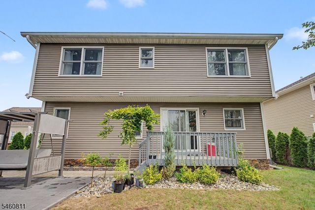 631 Oak Ave, Saddle Brook Twp., NJ 07663