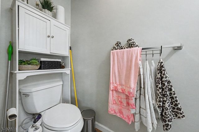 631 Oak Ave, Saddle Brook Twp., NJ 07663