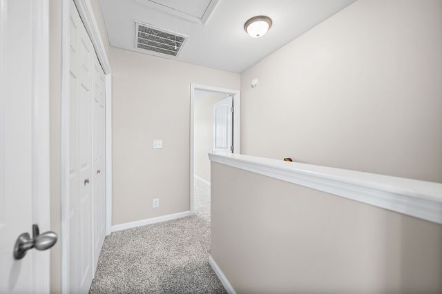 324 Sam Houston Cir, Clarksville, TN 37040