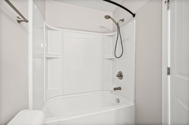 324 Sam Houston Cir, Clarksville, TN 37040