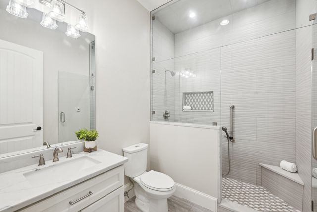 115 Palo Blanco Street, Mabank, TX 75156