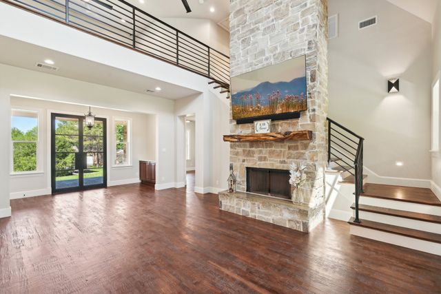 115 Palo Blanco Street, Mabank, TX 75156