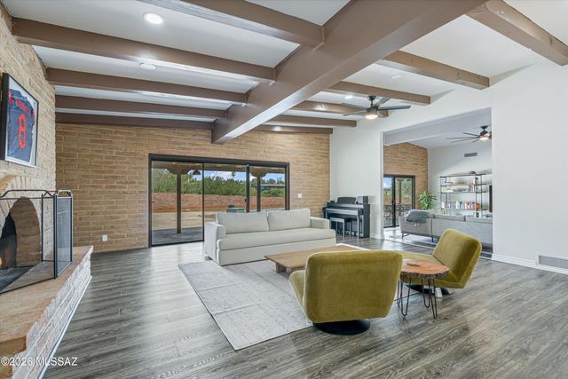 5142 E Camino Bosque, Tucson, AZ 85718